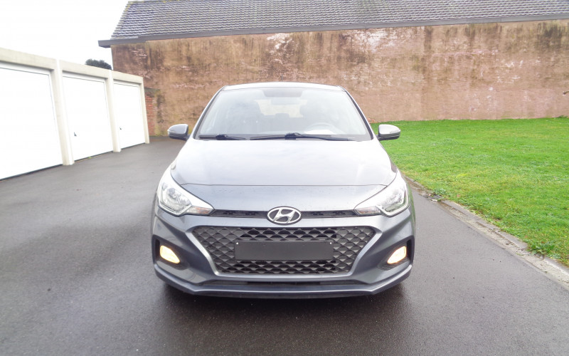 hyundai i20 grijs bj2019