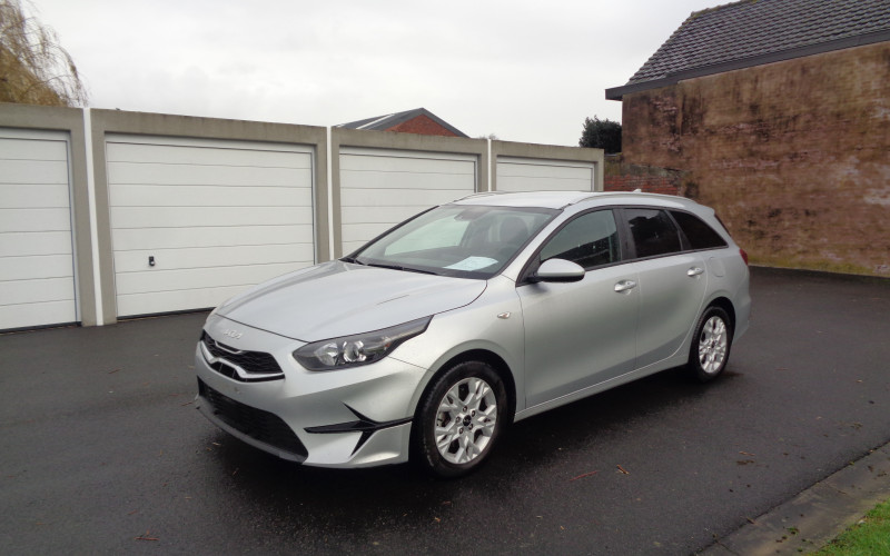 kia cee'd zilver 2023