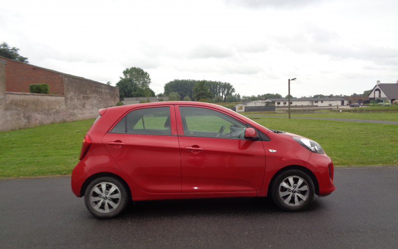 kia picanto camera gps airco