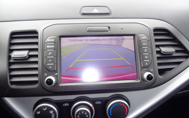 kia picanto camera gps airco