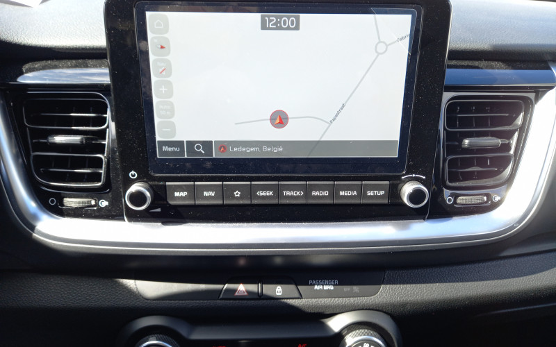 Kia stonic bj 2024 automaat