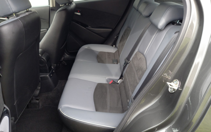 Mazda 2 airco gps