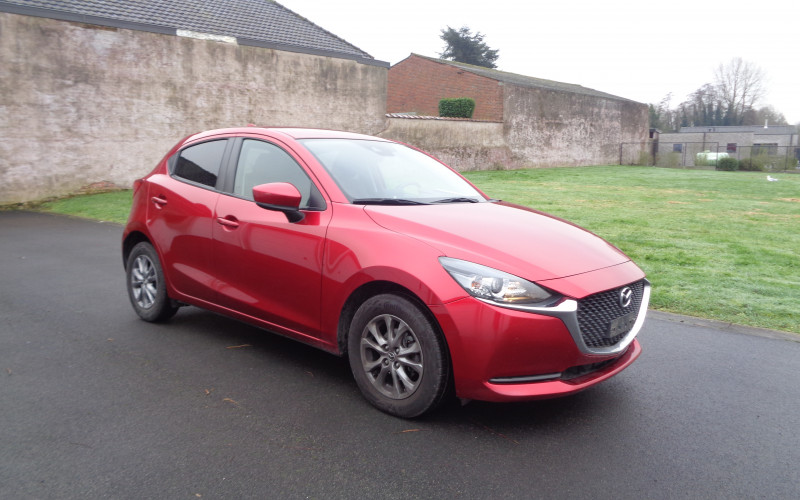 Mazda 2 bj 2021 rood