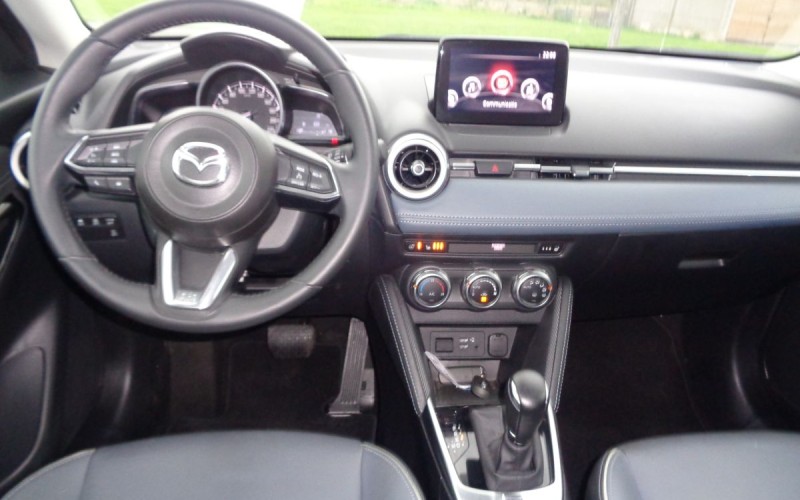 Mazda 2 blauw 2021 automaat