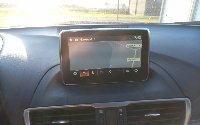Mazda 3 zwart bj 2016