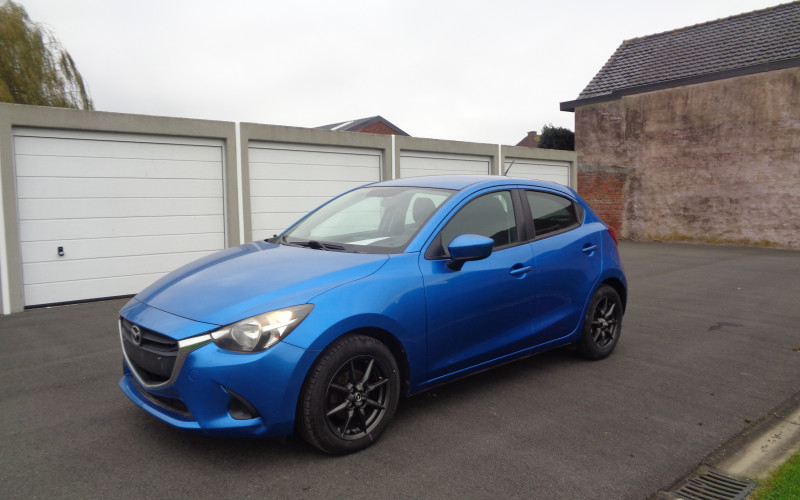 Mazda 2 hoog blauw bj 02/2016