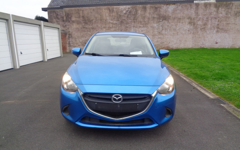 Mazda 2 hoog blauw bj 02/2016